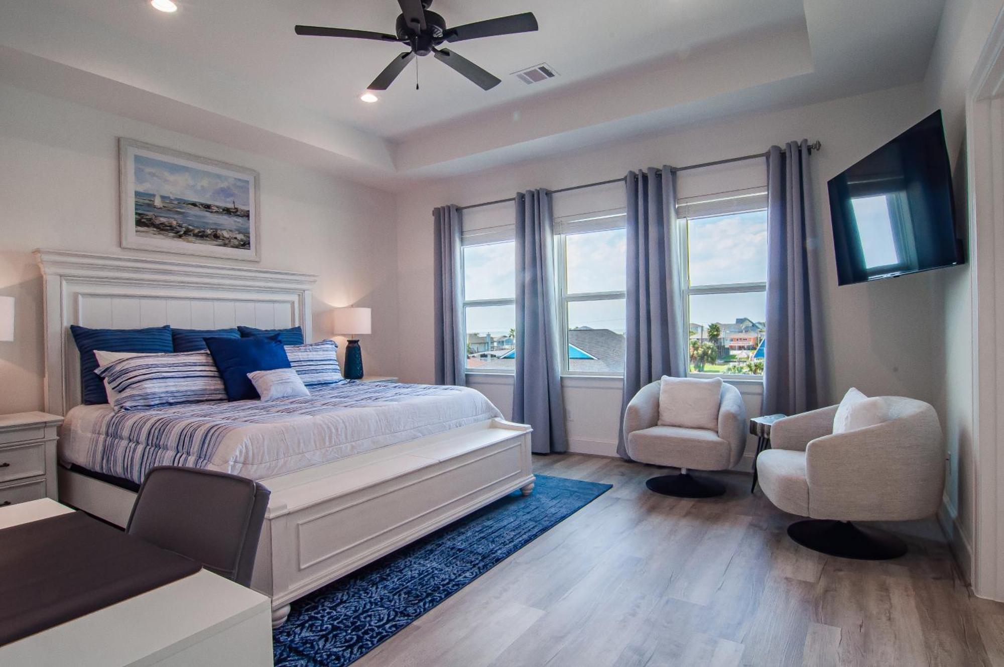 Holiday home Beach House W Water Views & New Pool Galveston